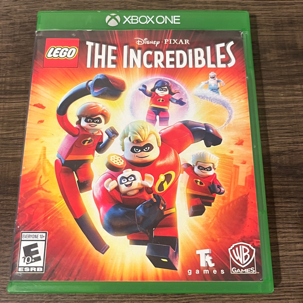 Disney Video Games & Consoles | Lego The Incredibles Xbox One Game - Green Case Euc | Color: Green/Red | Size: Os