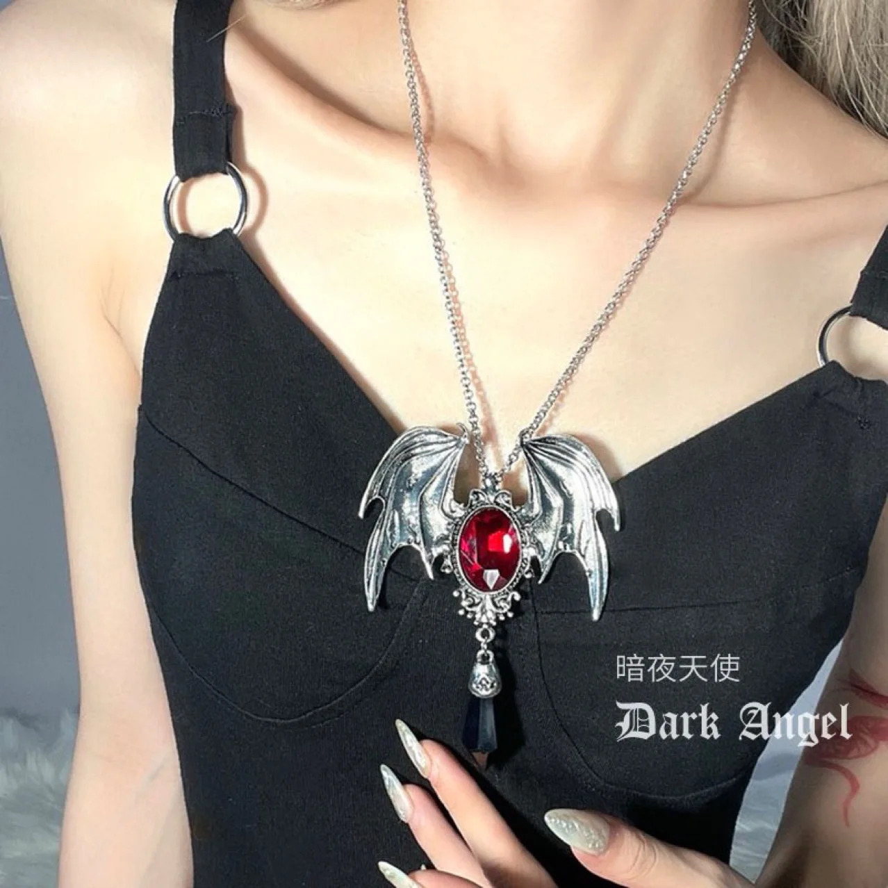 Neue Goth Halloween Halskette Blauer Kristall Vampir Fledermaus Anhänger Blau Schwarz Kristall Halsband Halskette Punk Schmuck