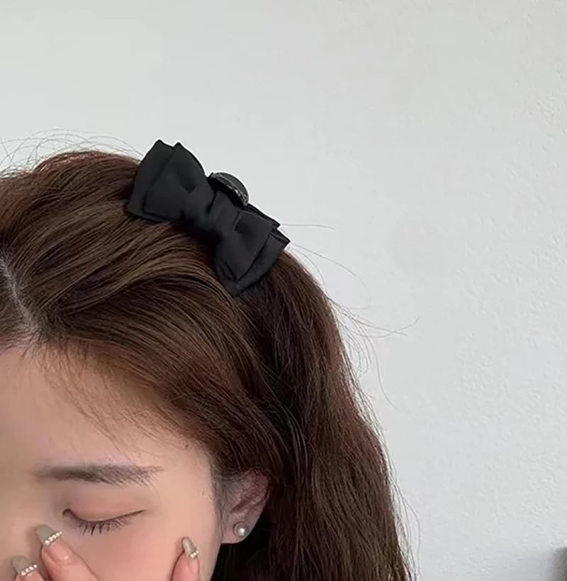 Fermaglio per la testa della principessa con fiocco nero piccolo fermaglio per capelli con frangia laterale femminile copricapo netto rosso nuovo stile artigli per capelli