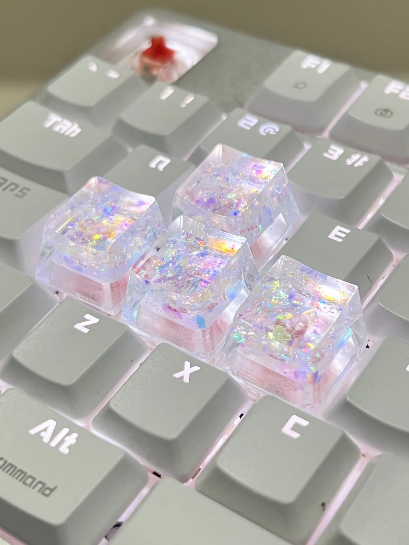 4 Stücke Hohe Qualität Heißer Verkauf Bunte Durchscheinende Tastenkappen Kreuzwelle Mechanische Tastatur Tastenkappe Image