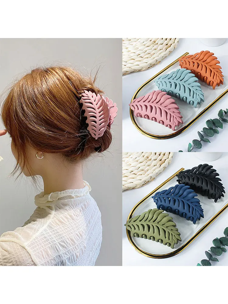 Koreanische Haarspange mit Blattmotiv, mattierte Haarklammer, vielseitige praktische Haarspange für Duttfrisuren, Damen-Haarspange, Haarband-Accessoire Image