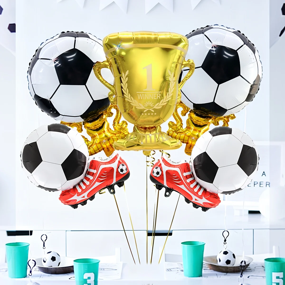5 Stück Fußball-Meisterschaftspokal-Ballons, Perfekt für Geburtstagsfeiern, Turniere und Fußball-Themen-Dekorationen Image