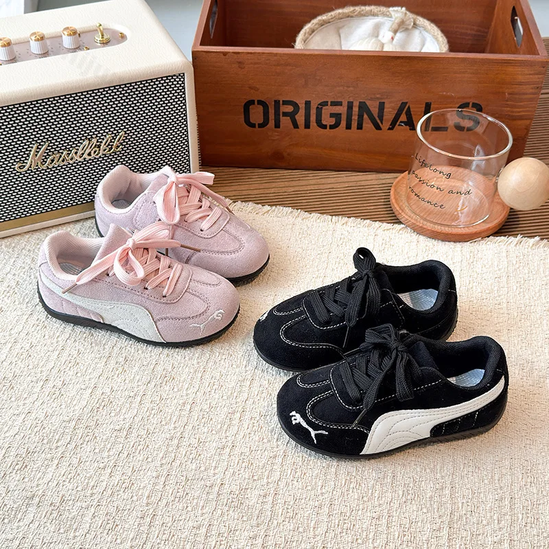 Lässige Sportschuhe für Kinder, Frühling 2026, bequem, rutschfest, für den Außenbereich, weiche Sohle, Kinder-Laufschuhe, Jungen und Mädchen, flacher Schuh