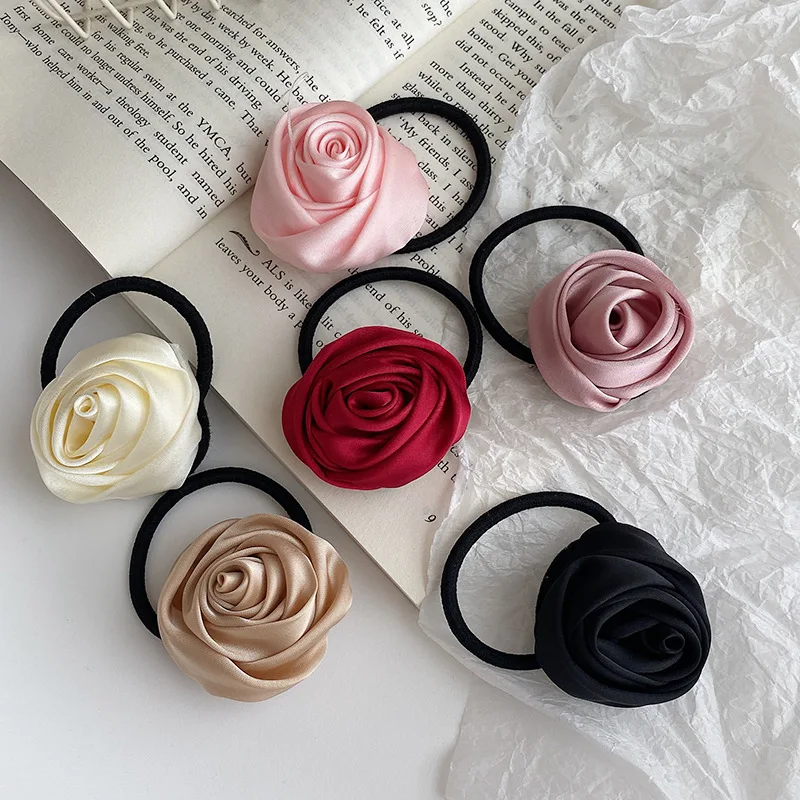 Französisches Satin Retro Handgefertigtes Rosen-Haarband Elegantes Stilvolles Haargummi Hochelastisches Haarseil Stirnband Image