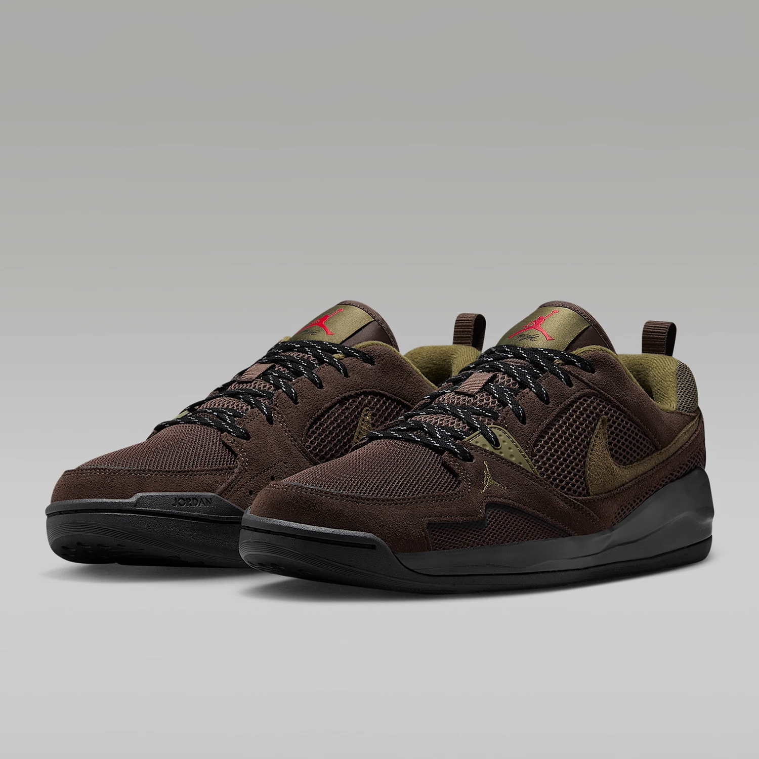 Nike Original JORDAN Herren-Basketball-Sportschuhe mit atmungsaktivem Mesh und gepolstertem Mesh, HJ6777-200 Image