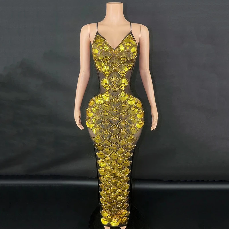 Glamouröses Schwarz-Gold Trägerkleid mit Lackoptik für Geburtstagsfeiern, Luxuriöses Modellkleid für Laufsteg, Robe Femme Chic et Élégante