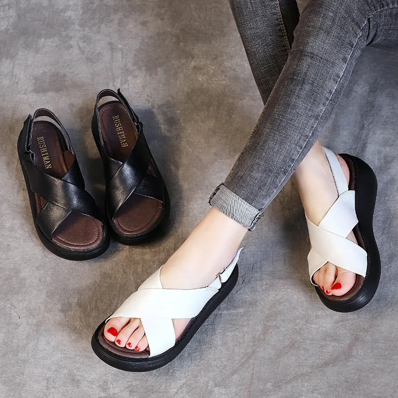 XT 2022 Neue Top Rindsleder Atmungsaktives Leder Sandalen Frauen Schuhe Sandalen Licht Dicken Boden Keile Sandalen Sommer Mode Sandalen