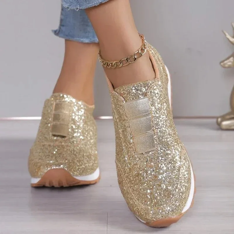 Herbst Neue Mode Slip-on Sneaker mit Niedrigem Absatz für Damen Gold Silber Trend Sportschuhe Damen Outdoor Freizeitschuhe zum Gehen