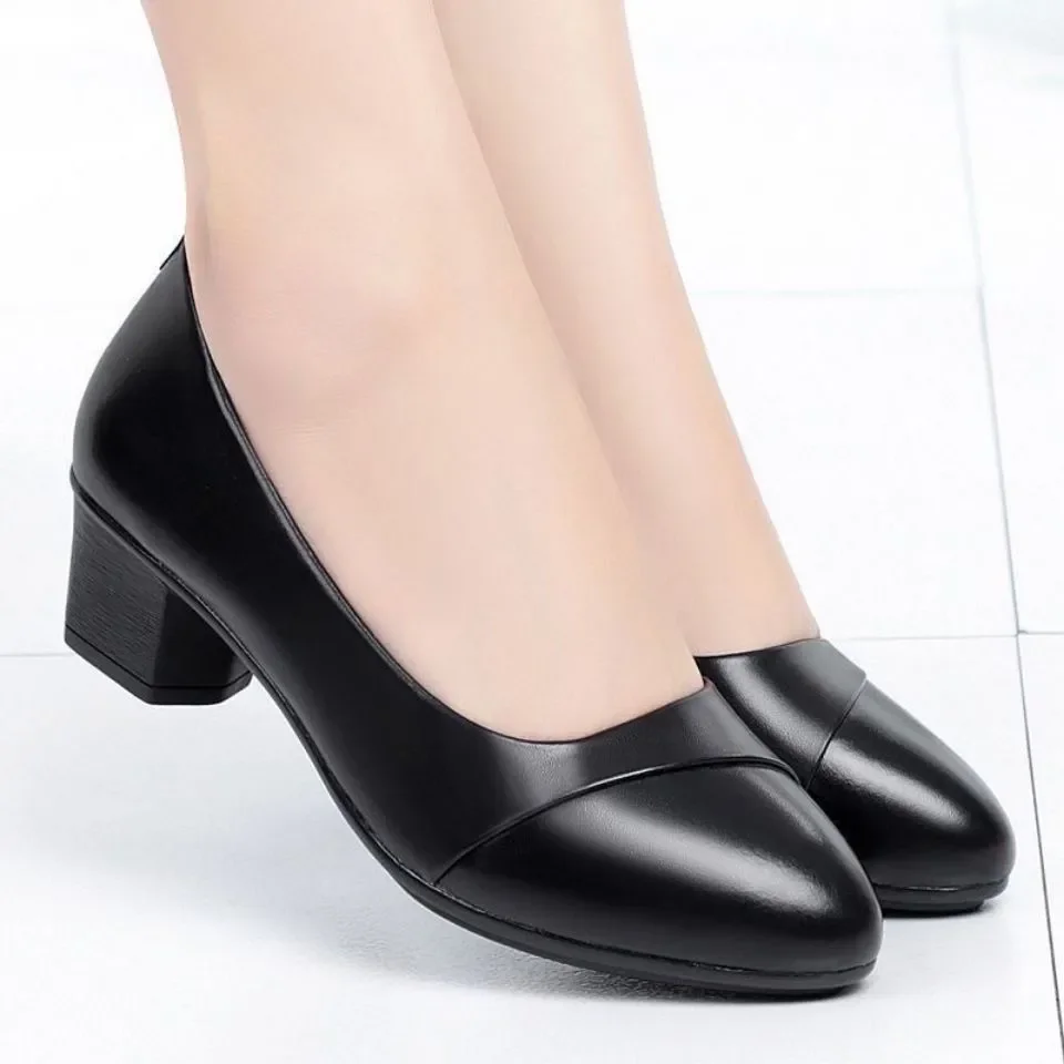 Sapatos femininas frauen nette runde kappe frühling leichte slip auf quadratischen absatz schuhe für büro dame casual hotel arbeit schuh a408