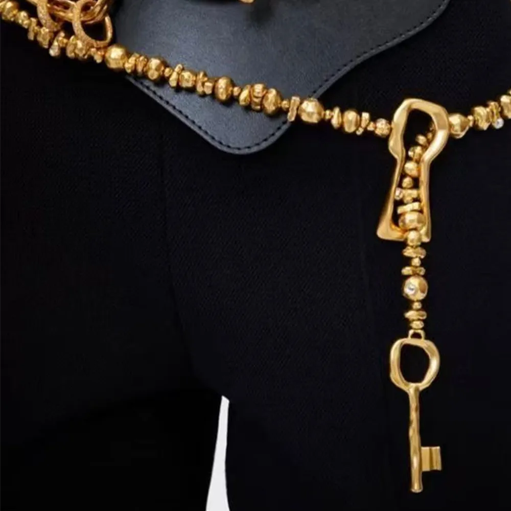 Frauen Mode Kunststoff Perlen Mit Legierung Schloss Schlüssel Anhänger Bauch Kette Schmuck Elegante Pullover Lange Halskette Zubehör Image