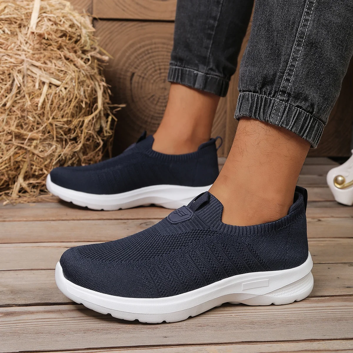Herrenschuhe Einfarbige EVA Freizeitschuhe Leichte Bequeme Einsohlen-Schuhe Ermüdungsfreies Schuhwerk für den Alltag
