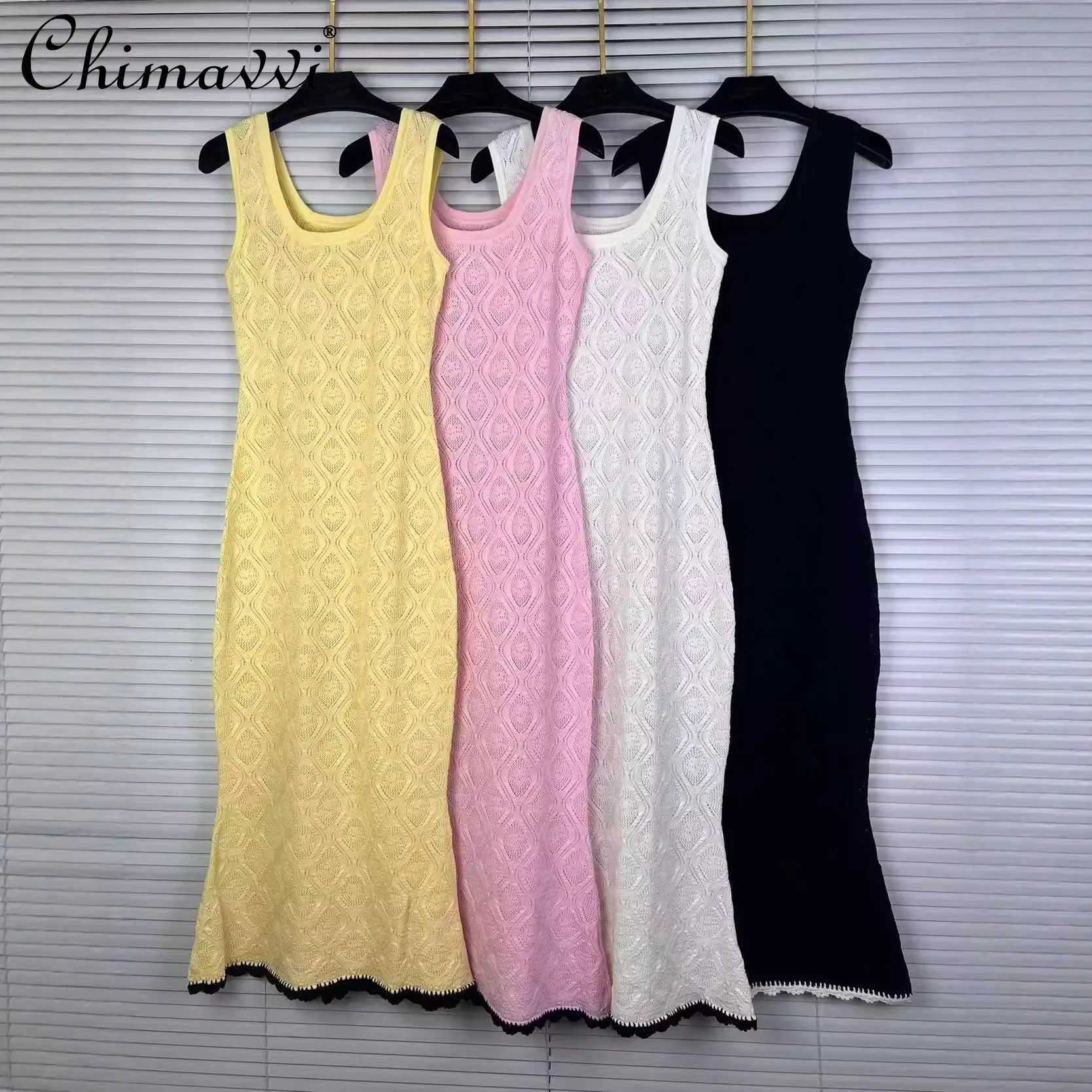 2026 Frühling Französischer Stil Elegantes Modisches Quadratischer Ausschnitt Ärmelloses Spitzenkleid mit Hoher Taille Schlanke Passform Bodycon Langes Abendkleid für Damen Image