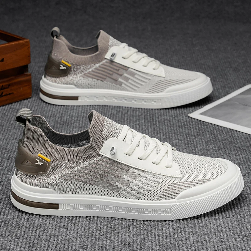 Atmungsaktive Fly-Knit Mesh Herrenschuhe, Slip-On Freizeitschuhe, Vielseitige Bequemschuhe, Schnürsenkelfreies Design, Supereinfach An- und Auszuziehen, Weiche und Federnde Sohlen für Komfortables