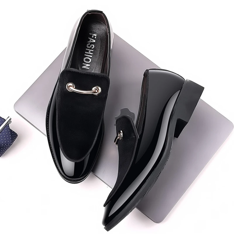 Herren Party Schuhe Schwarz Luxus Herren Formale Lederschuhe Slip on Lackleder Business Casual Schuhe Loafers Große Größe Zapatos