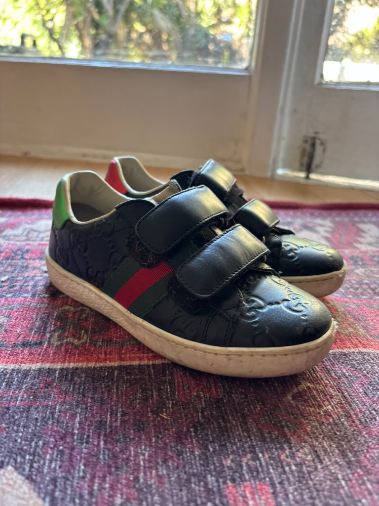 Gucci Shoes | Gucci Kids Black Leather Sneakers With Red & Green Heel Tabs Eur 28 / Us 11 Kids | Color: Black/Red | Size: 11b