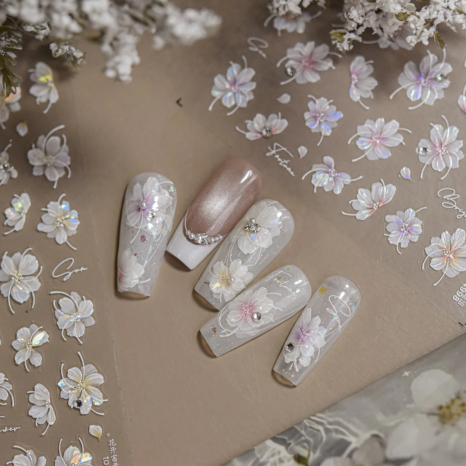 Weiße Blütenblätter Kirschblüten Pfirsichblüten Fallende Blütenblätter Blumen-Farbverlauf 5D Selbstklebende Nagelkunst-Aufkleber Maniküre-Dekorationen Image