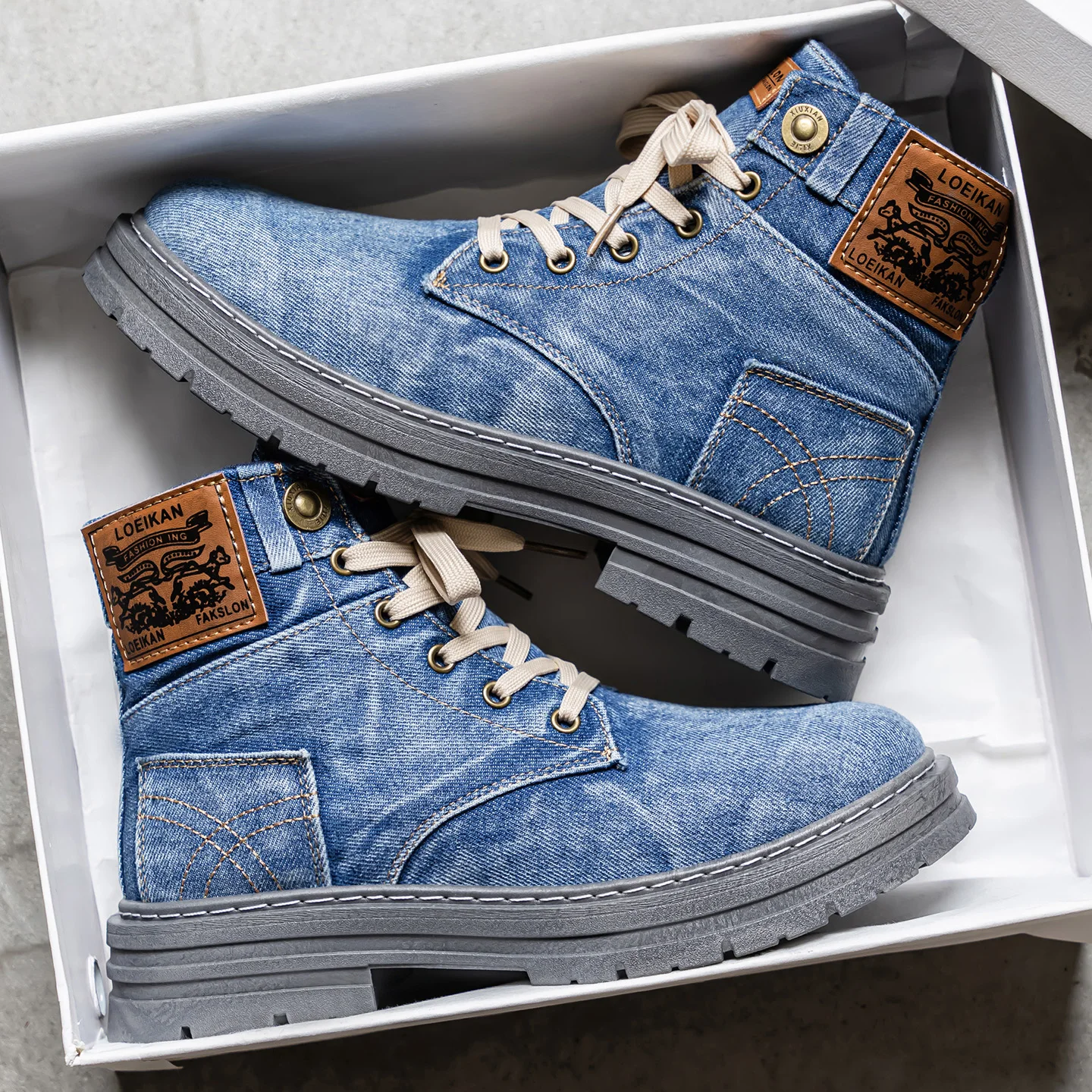 Hochwertige, vielseitige und bequeme Herren-Wanderschuhe, modische Outdoor-Freizeitschuhe mit dicker Sohle.
