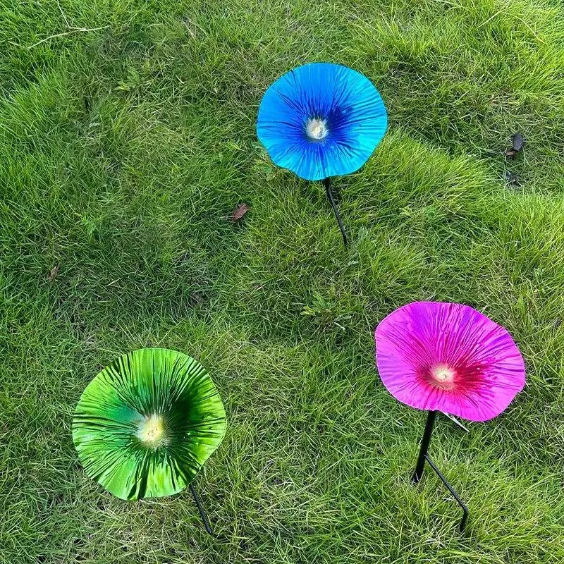 Bain d'oiseaux en métal en forme de fleur pour jardin extérieur, avec support amovible et piquet de jardin, pour cour, jardin et terrasse