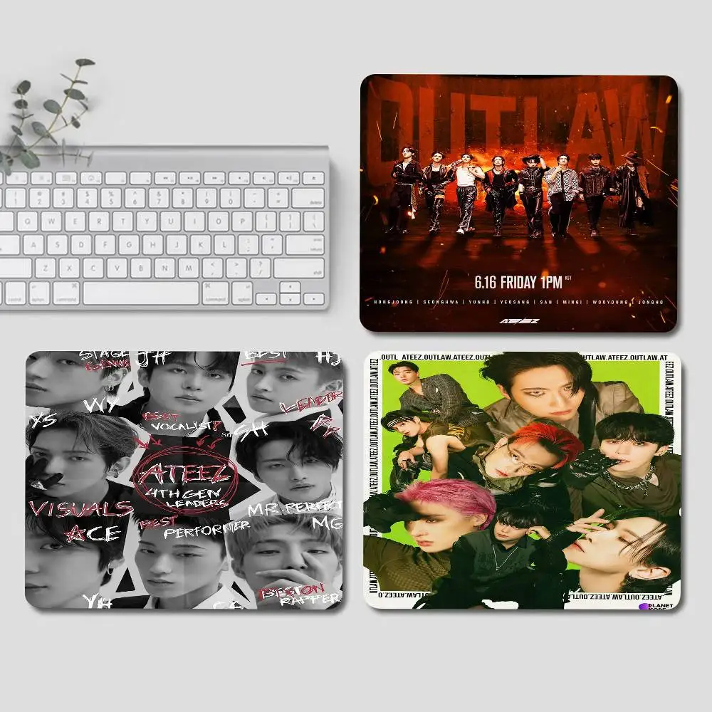 1PC A-ATEEZ KPOP Game Kleines Mauspad, Computertischmatte, Tastaturunterlage, Laptop-Kissen, rutschfeste Schreibtischunterlage Image