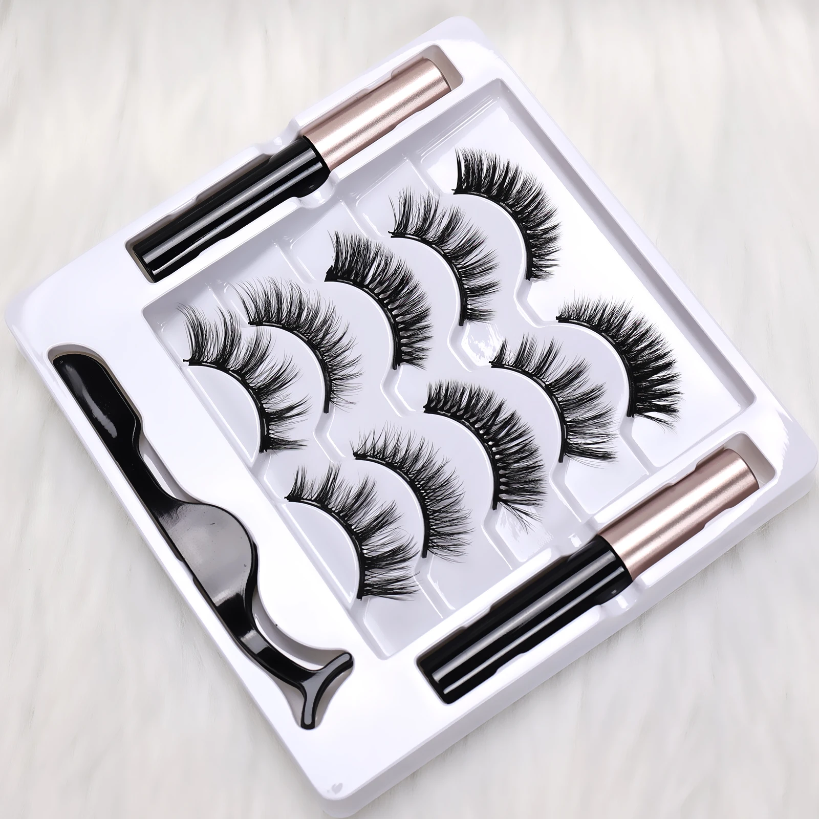 5 Paar Magnetische Vollstreifen-Kunstwimpern Ohne Klebstoff Wiederverwendbare Weiche Falsche Wimpern Einfach zu Tragen für Tägliches und Party-Make-up Image