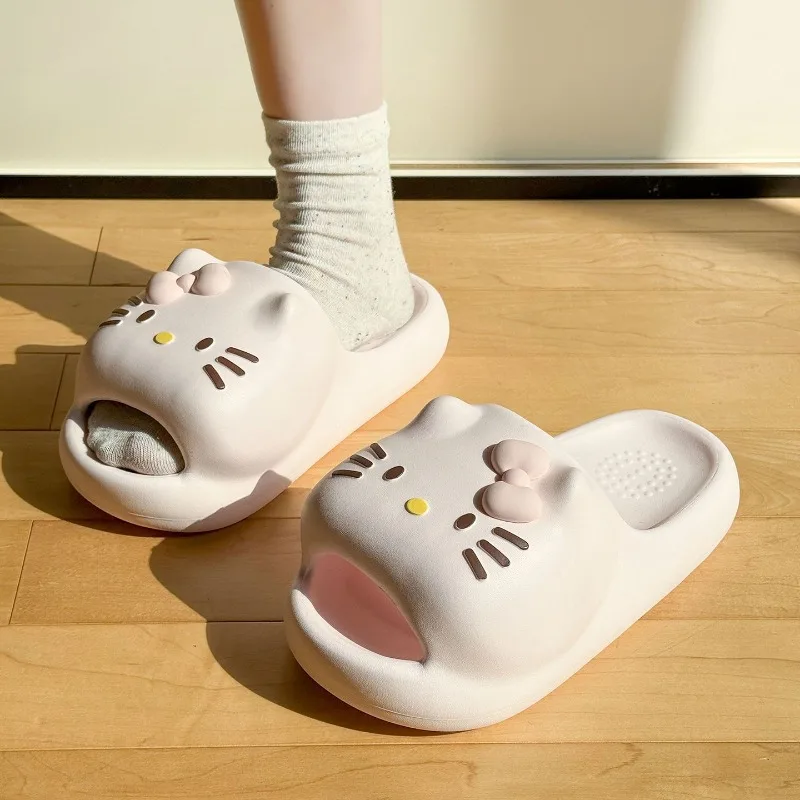 Hello Kitty Hausschuhe, Sanrio Anime Cartoon-Druck, Kawaii, dickbesohlte, rutschfeste Sommer-Joker-Sandalen, zum Baden, für Zuhause, Urlaub, Geschenke