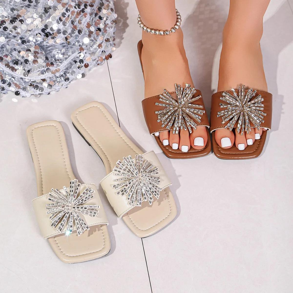 Sommerliche elegante Pantoletten mit eckiger Zehenpartie, sexy, niedriger Absatz, lässig, modisch, Bestseller, neu, bequem, Strand, Übergrößen, Damenschuhe