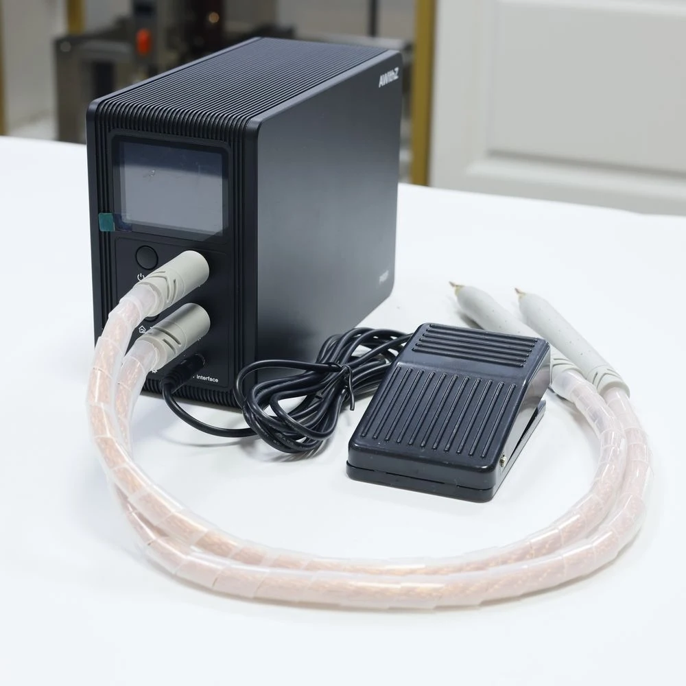P60F Farad-Kondensator Punktschweißgerät Handgehaltener Lithium-Batterie 18650 Nickelblech-Punktschweißer Berührungsschweißmaschine Image