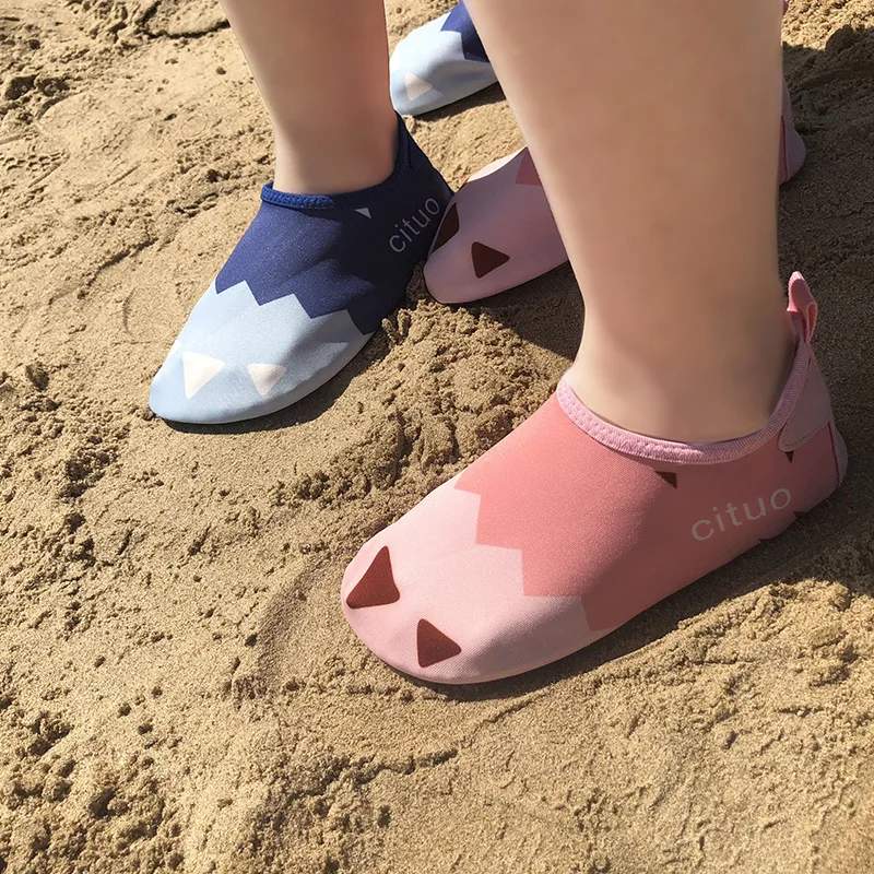 Strand Schuhe Für Jungen Mädchen Sommer Barfuß Schuhe Kinder Schnell Trocken Wasser Schuhe Baby Anti Slip Hause Schuhe Kinder Sandale