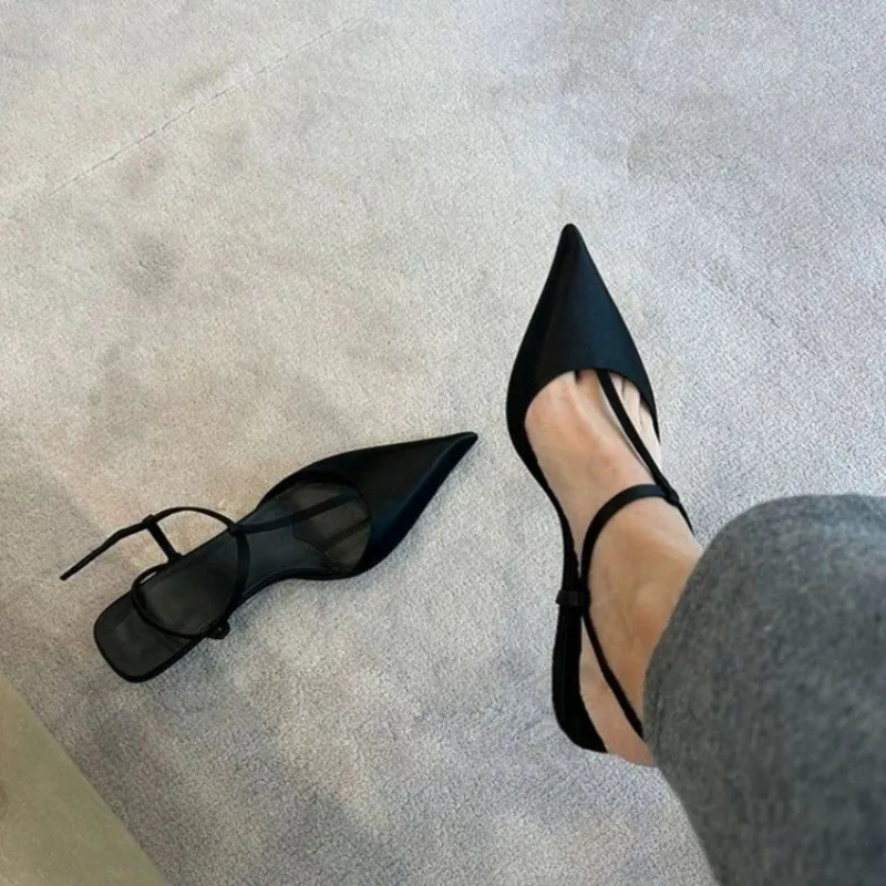 Sexy Damen-Sandalen mit spitzer Zehenpartie, bequem, niedriger Absatz, trendig, einfach, vielseitig, große Pumps, eleganter Stil, Hochzeits-Party-Schuhe