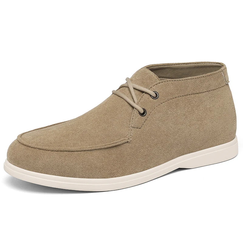 Neue Herrenschuhe aus Wildleder, lässige Schuhe im britischen Stil, flache Skateboard-Schuhe, coole Schnür-Sneaker für die Straße