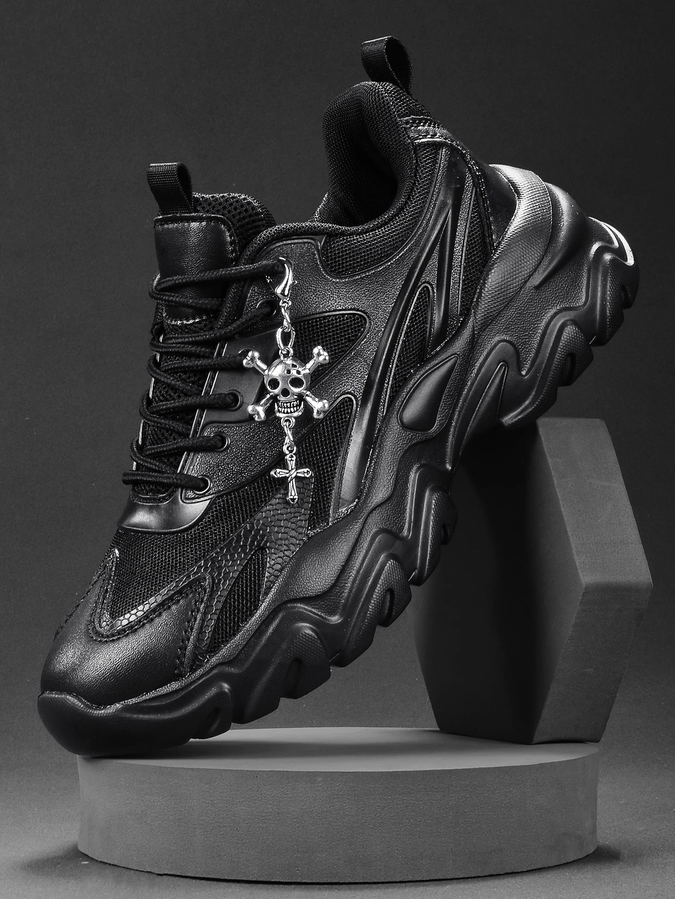 Damen 2026 Neuer Stil Dunkle Gothic-Style Plateau-Schuhe mit 5cm Absatz, High-Street-Subkultur-Trend, Vielseitige Casual Dad Shoes, Atmungsaktives Mesh-Gewebe mit Schlangenmuster-Obermaterial,