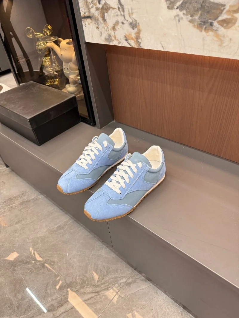 Damenschuhe, neue, lässige, atmungsaktive, leichte Outdoor-Sportschuhe, weiße Schuhe, weiche Sohle, bequeme All-Match-Sneaker