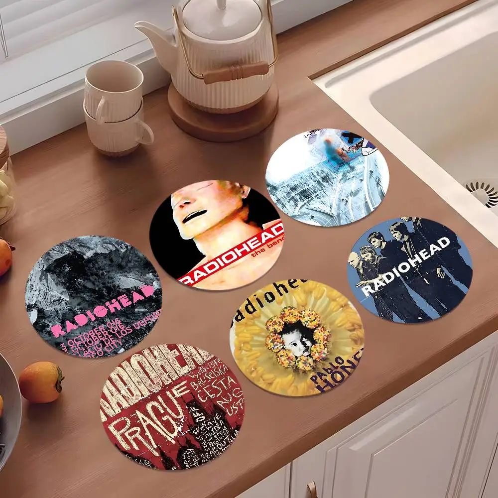 Hot Rock Music Band R-RadioheadS Untersetzer, 10 cm, rund, aus Holz, geeignet für Getränke, Tee, Kaffee, als Geschenk für Zuhause, für Feiertage Image