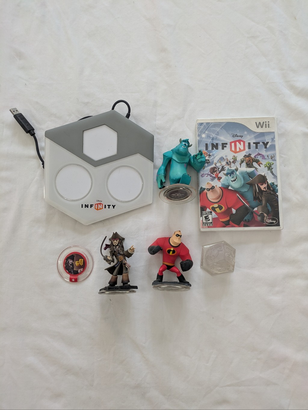 Disney Video Games & Consoles | Disney Infinity Wii Game Starter Pack, Figurines, Game Pieces | Color: Red/White | Size: Os