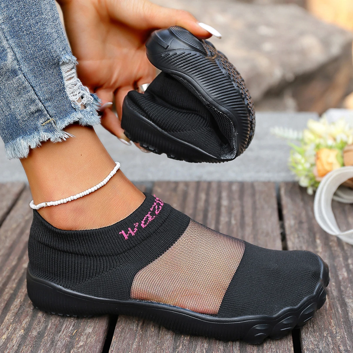 Outdoor Hiking Shoes, Five-Finger Barefoot Shoes, Men's and Women's Beach Wading Shoes, River Tracing Shoes, Hiking Shoes, Indoor Fitness Shoes 8252