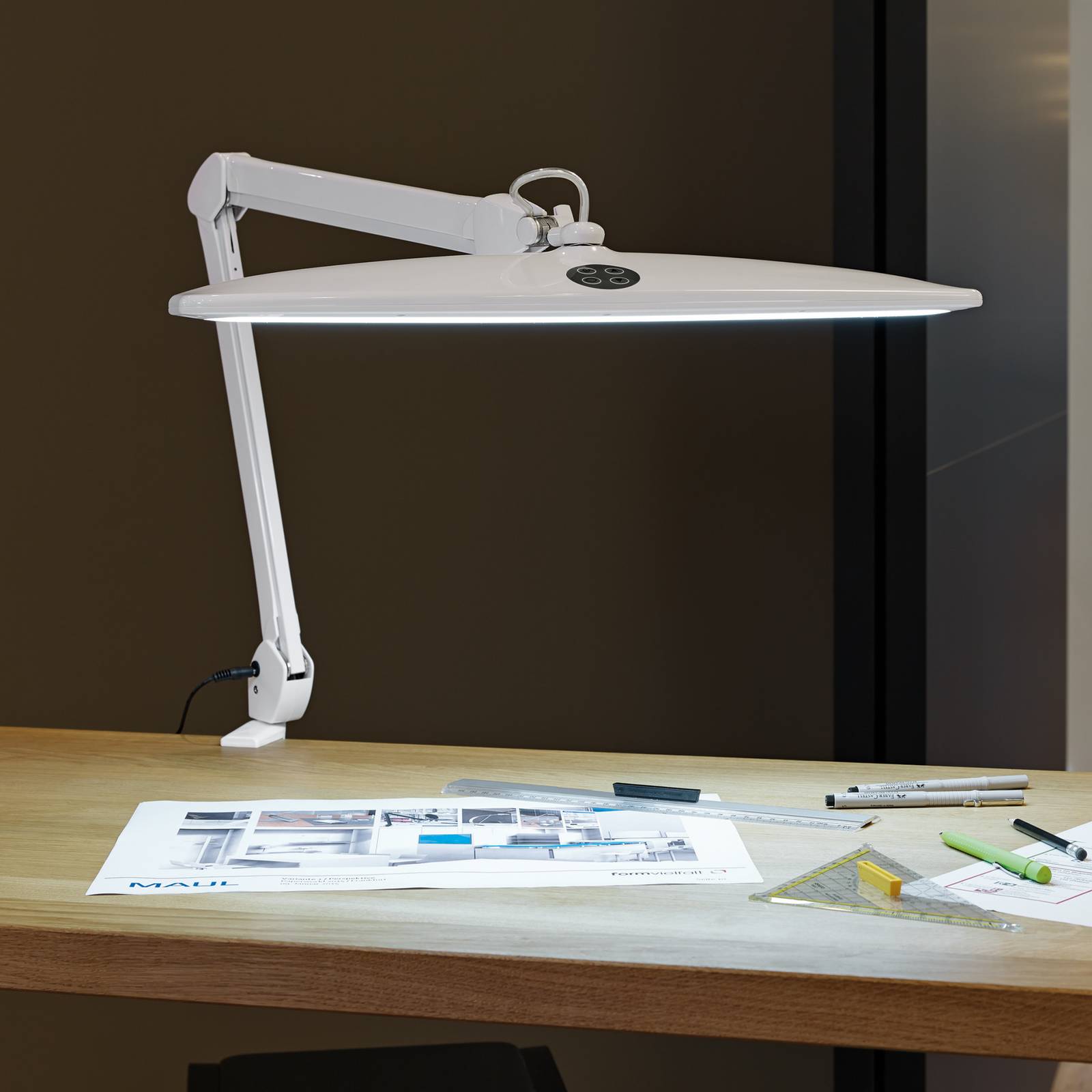 Maul Lampada con clip MAULwork, dimmerabile, Bianco / Opale, Studio / Ufficio, Metallo, Moderno, Lampada con morsetto