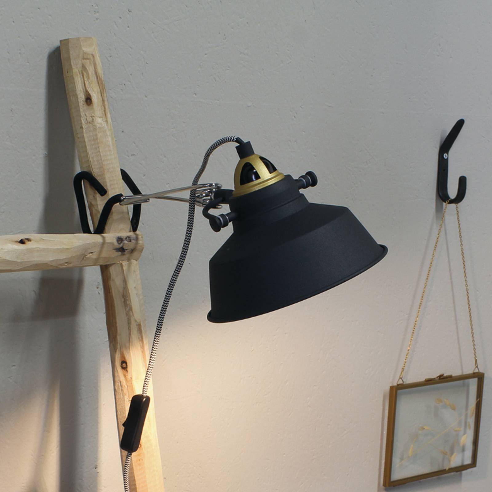 Steinhauer Applique da parete Nové, Nero, Soggiorno / Sala da pranzo, Metallo, Industriale, Applique