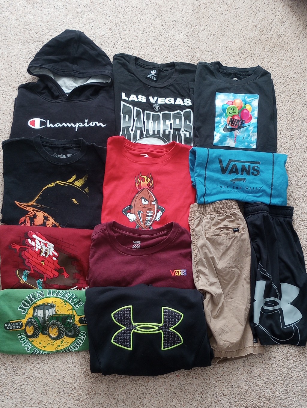 Vans Shirts & Tops | Huge Lot Of Boys Clothes Size Medium 10-12 Vans Nike Under Armour And More | Color: Black/Red | Size: 10b