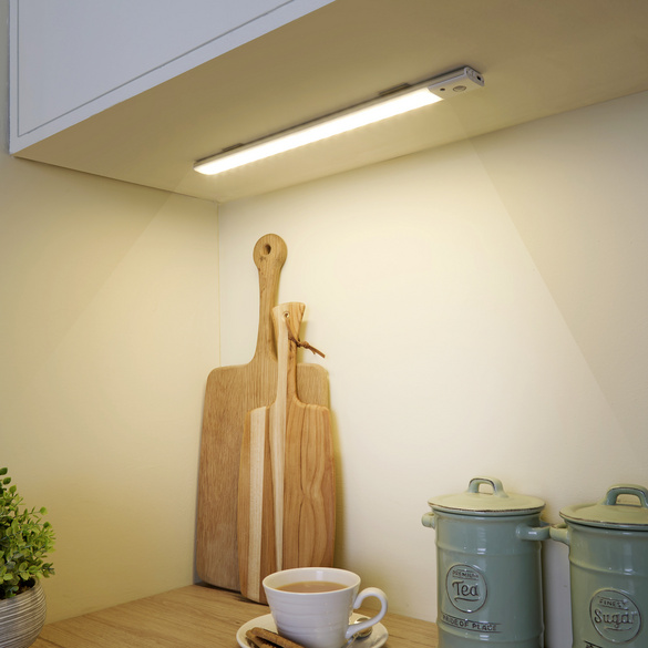 LED-Schrankbeleuchtung mit Sensor und Fernbedienung 40cm