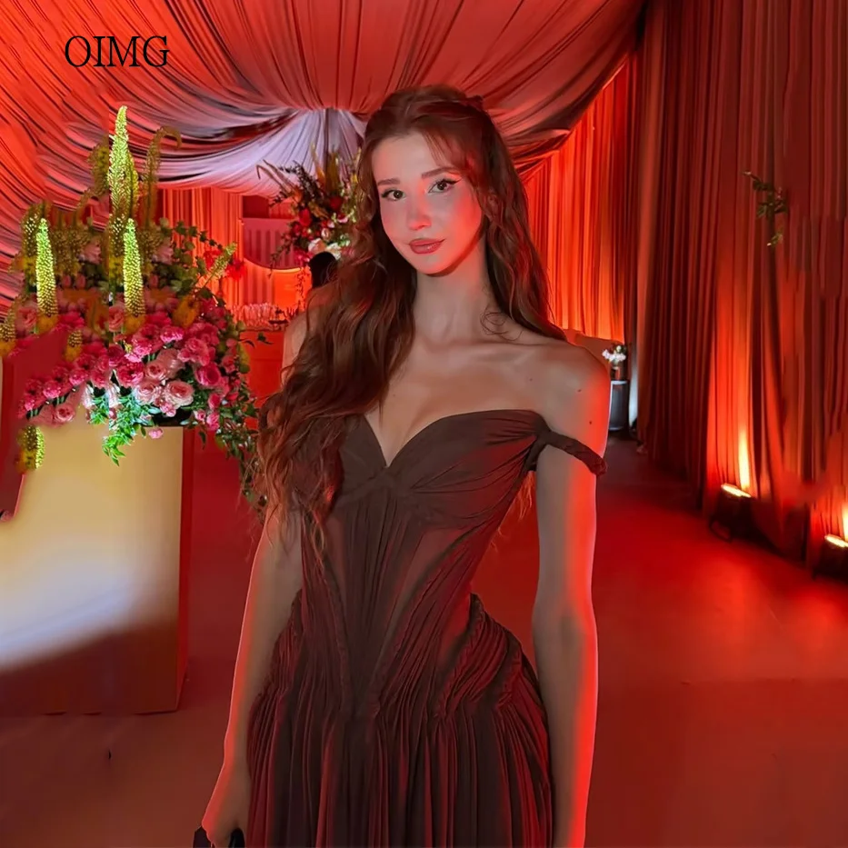 OIMG Brown Off The Shoulder A Line Prom Gowns Sweetheart Neck Pleated Party Gown Floor Length Evening Dress שמלות ערב Customized