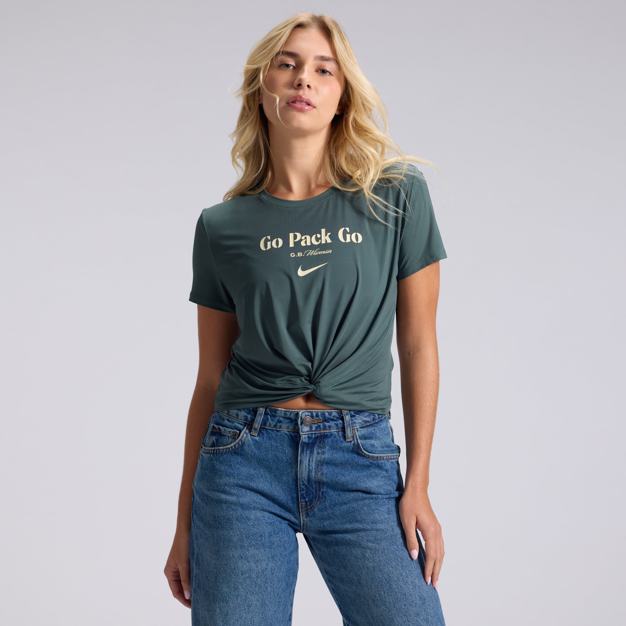 Nike Damen-T-Shirt aus der Green Bay Packers 2026 Rivalries Collection mit klassischem Twist-Design, grün