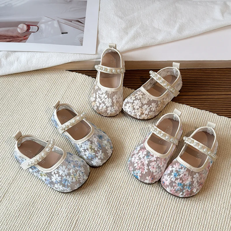 Rosa-blaue Ballerinas mit Blumenstickerei und Perlenriemen für Babys und Kleinkinder – Elegante Mary-Jane-Schuhe für Hochzeiten und Partys
