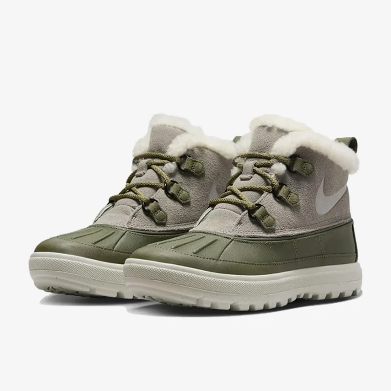 Nike Authentic WOODSIDE CHUKKA 2, mit Fleece gefütterte Freizeitschuhe für Damen 537345-200