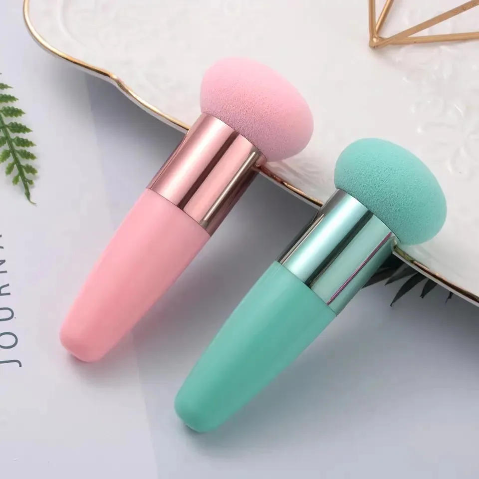 1 Stück Pilzkopf Make-up Pinsel Puder quaste Make-up Schwamm mit Griff Frauen Mode profession elle Make-up Beauty Tools Kosmetik