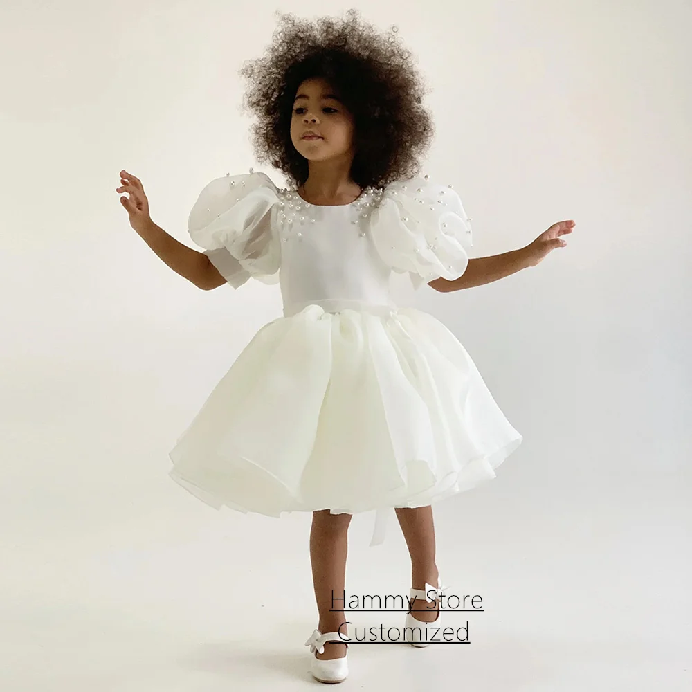 Cute Flower Girl Dresses Customized Round Neck Short Sleeves Pearls Little Puffy Party Gown for Birthday Communion Dresses