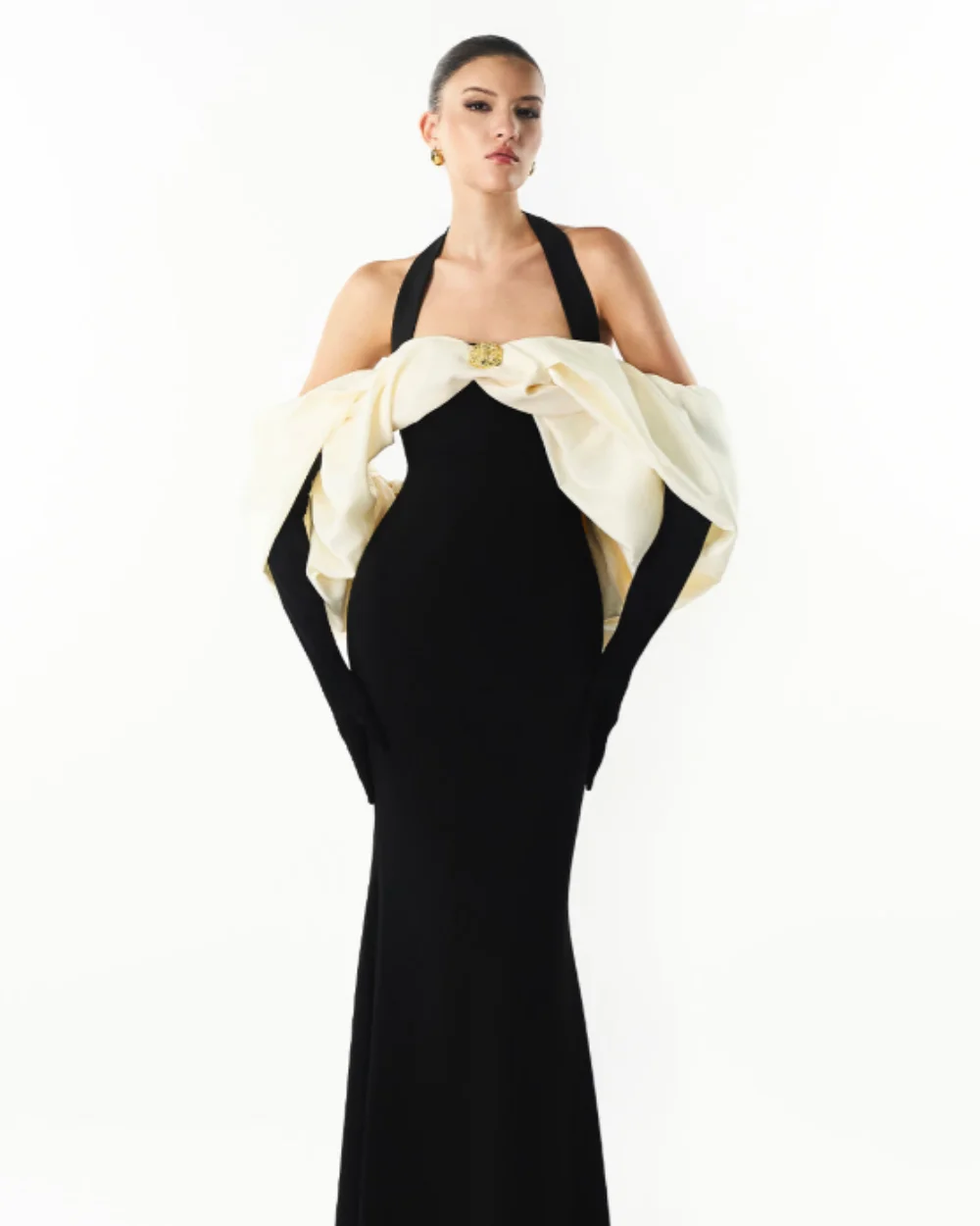 Customized Modern Style Women Jersey Ruched Rhinestone Mermaid Evening Dresses Fashion Halter Three Quarter Sleeve Prom Dresses