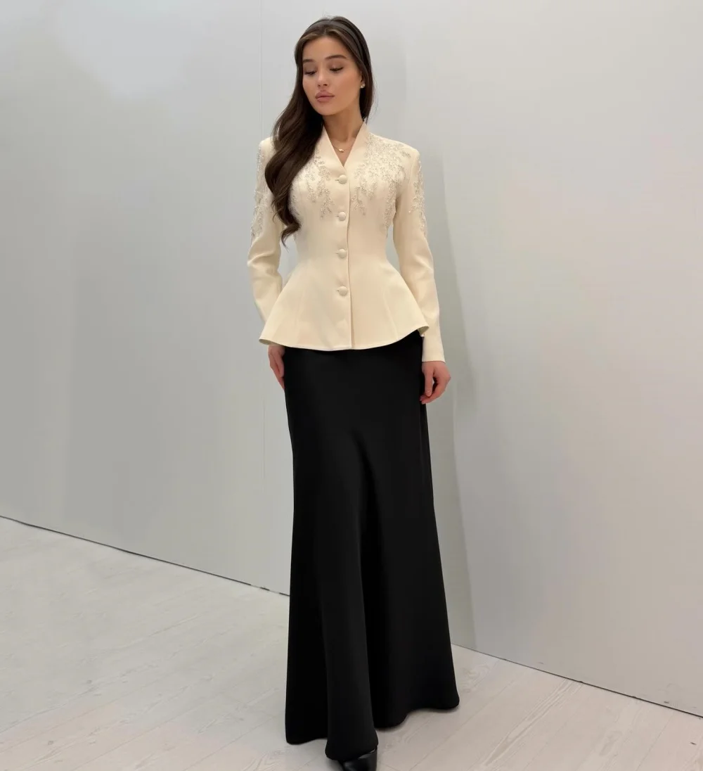 Customized Classic Lace Applique Formal Evening Gown V-neck Trumpet Long Dresses Wedding Party Dress Elegant