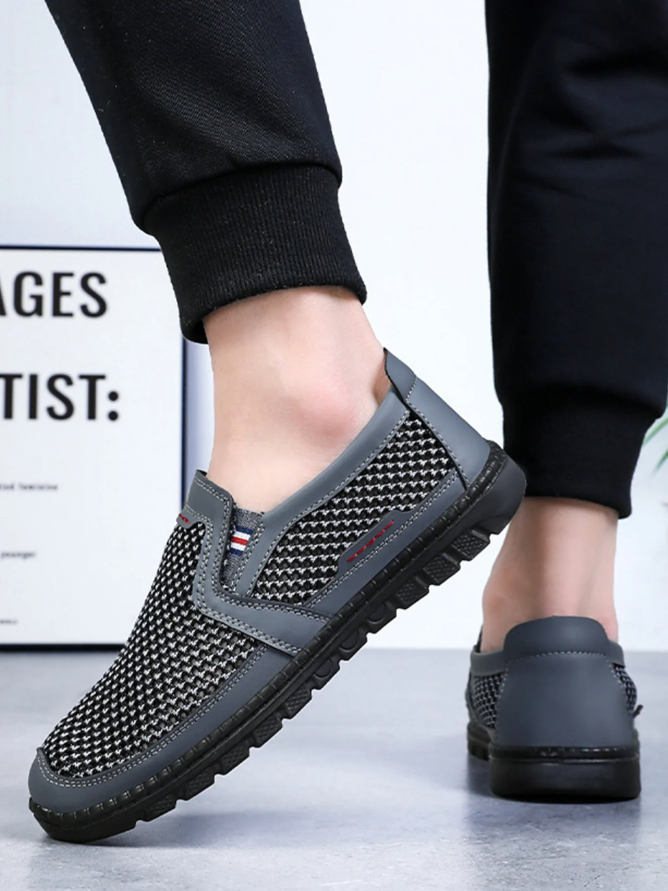 Men's Casual Shoes Summer Breathable Mesh Shoes Flat Shoes Soft-Soled Shoes Men's Sports Shoes Free Shipping Shoes