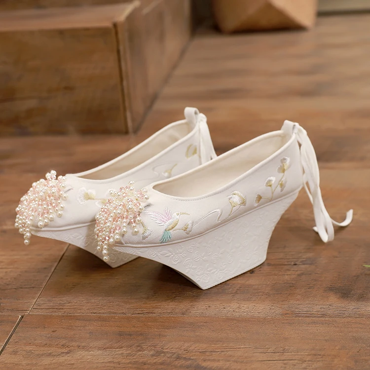 Qing Shoes China Style Shoes Ancient Hanfu Shoes Ming Style Embroidered Shoes High Heels Cloth Shoes Palace Wear Princess Shoes