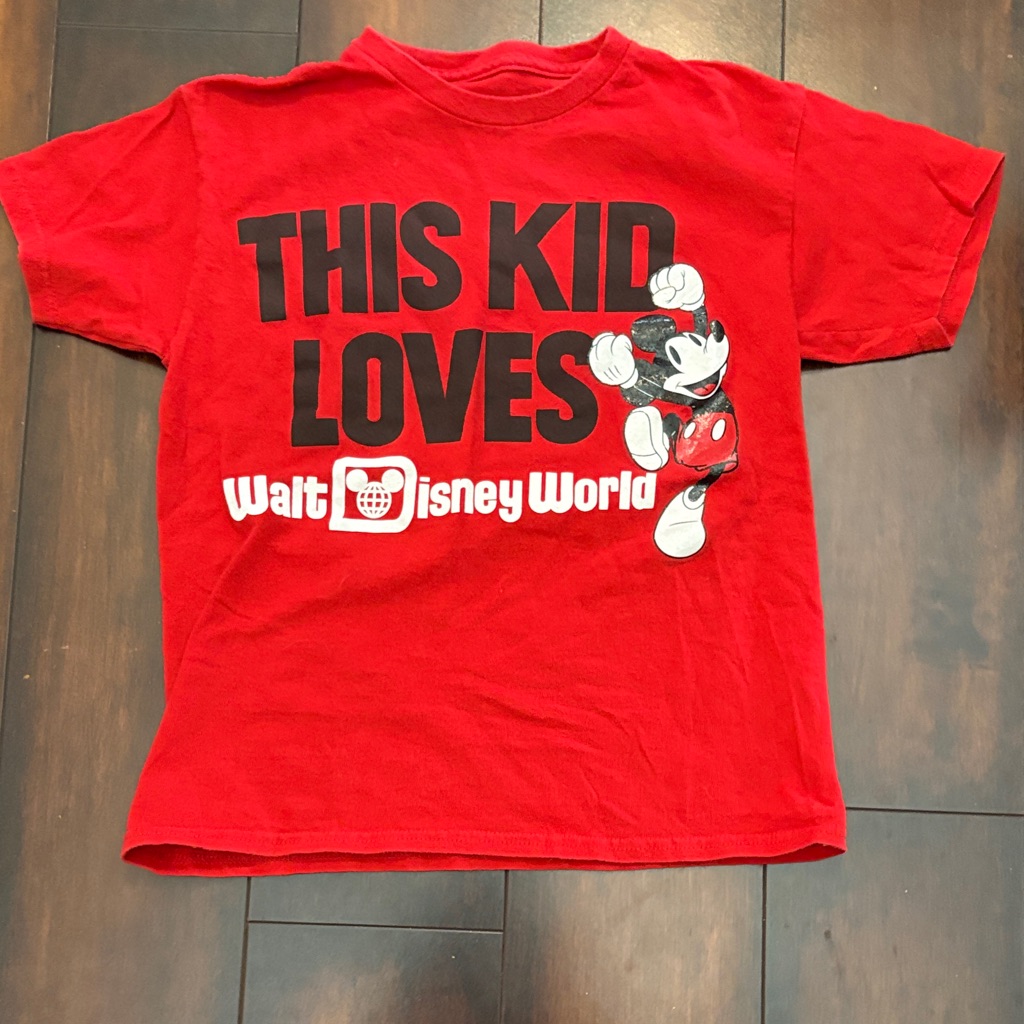 Disney Shirts & Tops | Disney Kid’s Red Tee With Mickey "This Kid Loves" Walt Disney World Graphic | Color: Red | Size: M